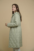Lade das Bild in den Galerie-Viewer, Steppmantel "Calvin"
