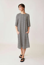 Lade das Bild in den Galerie-Viewer, Kleid "LEANDRA"