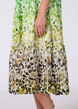 Lade das Bild in den Galerie-Viewer, Kleid