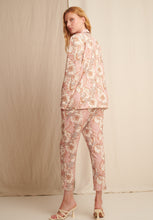 Lade das Bild in den Galerie-Viewer, Blazer leger, apricot mit Blumenprint