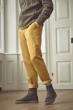 Lade das Bild in den Galerie-Viewer, Chinohose